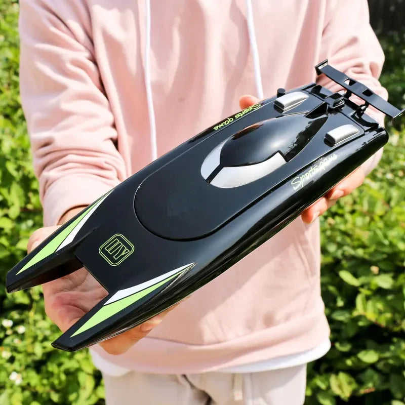 2.4G RC High Speed Racing Boat Waterproof Double Motor Remote Control Professional Speedboat 805 Gifts Toys for Boys